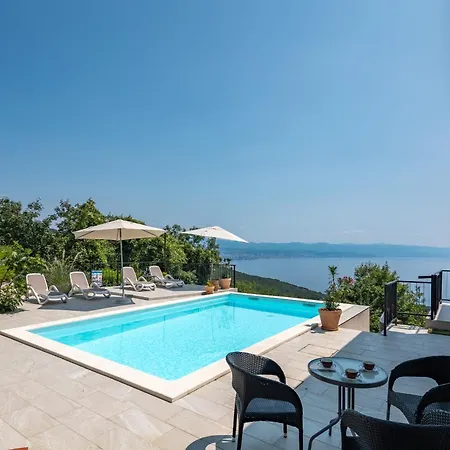 Feriehus Kvarner With Private Heated Pool Ičići