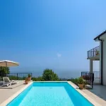 Сasa de vacaciones Kvarner With Heated Pool - Happy Ičići