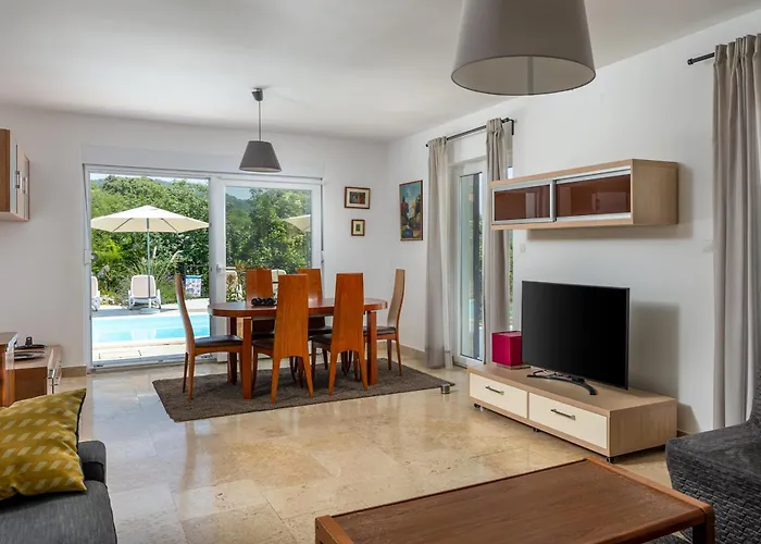 Kvarner With Private Heated Pool Hébergement de vacances *